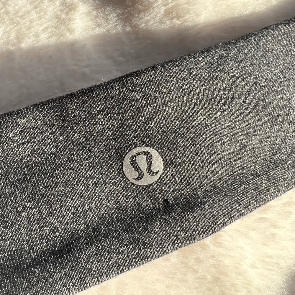 Heather Greay Lululemon Fly Away Tamer Headband
